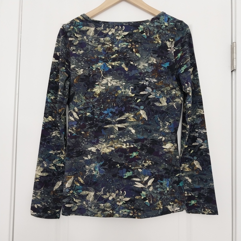 Peruvian Connection Blue Floral Long Sleeve Tee - Picture 6 of 9